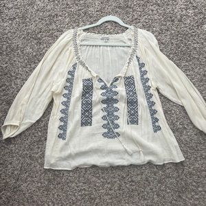 Cream American eagle blouse